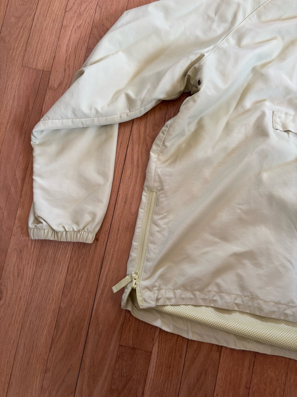 Cabela’s Waterproof Jacket - Picture 4 of 9